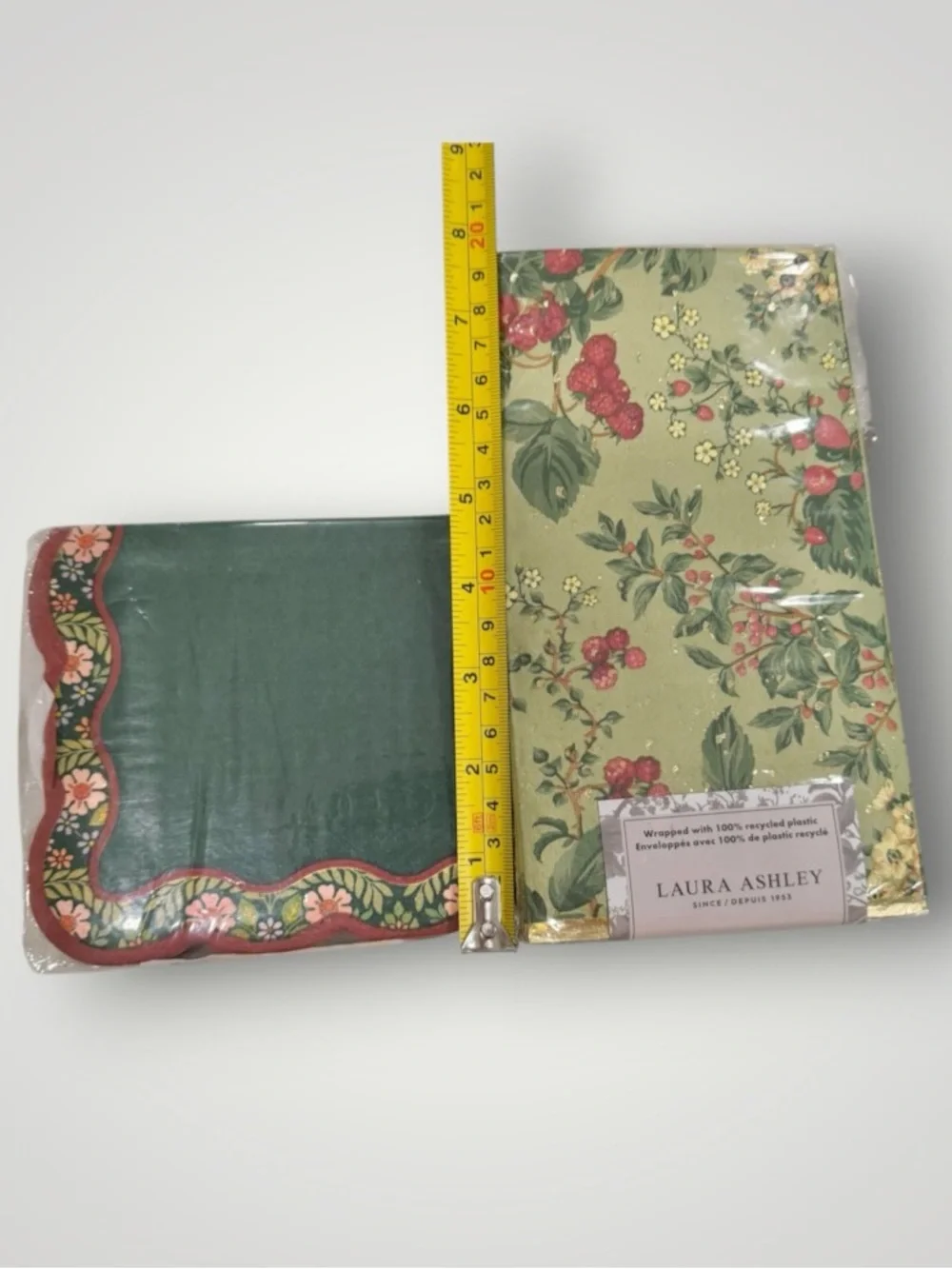 Laura Ashley set green